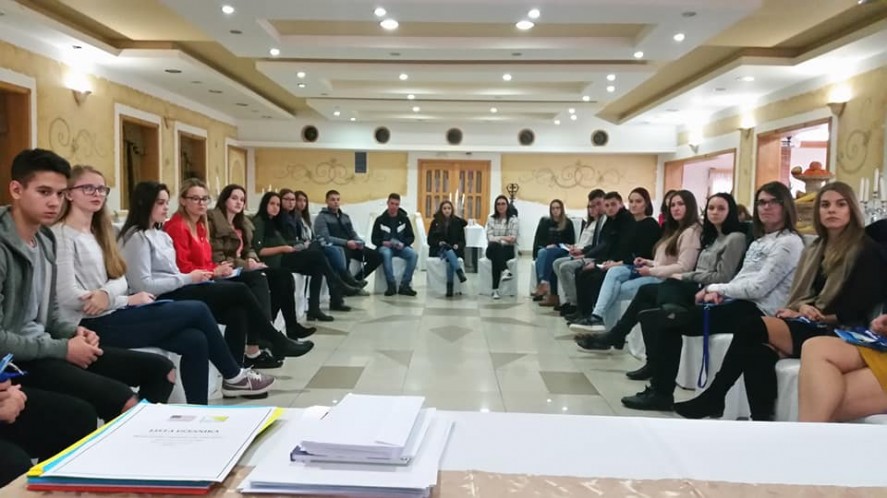 Хелсиншки одбор за људска права реализовао је тренинг за ученике